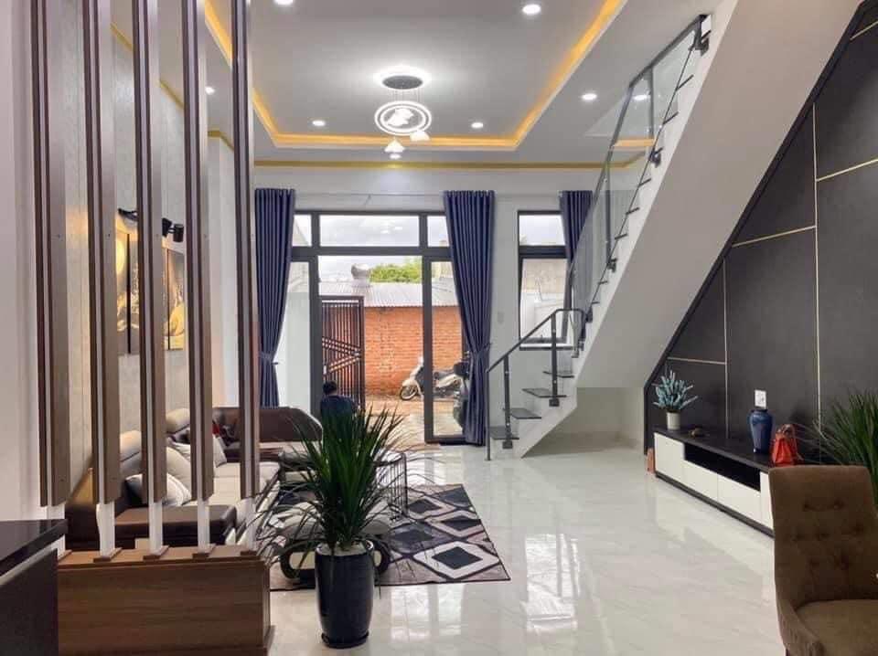 2 TỈ 650 SỞ HỮU NHÀ MÊ TRẦN PHÚ TRUNG TÂM PHỐ